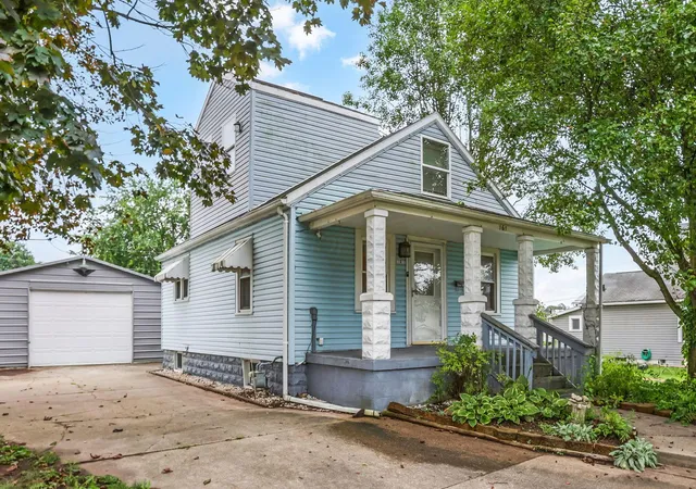 Photo 2 of Single family home for sale at 161 Hancock St, Newark, OH 43055 | MLS# 226034761 | Listing updated on 2026-09-15