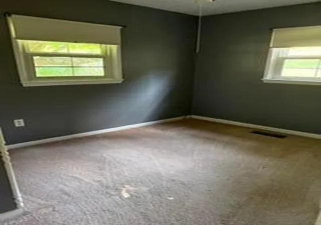 Photo 4 of Single family home for sale at 1715 England Holw Rd, Chillicothe, OH 45601 | MLS# 226039508 | Listing updated on 2026-10-29