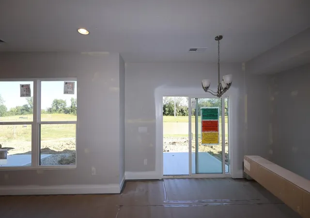 Listing Photo 5 - Condo for sale in building located at 5705 Dutch Ln, Powell, OH 43065