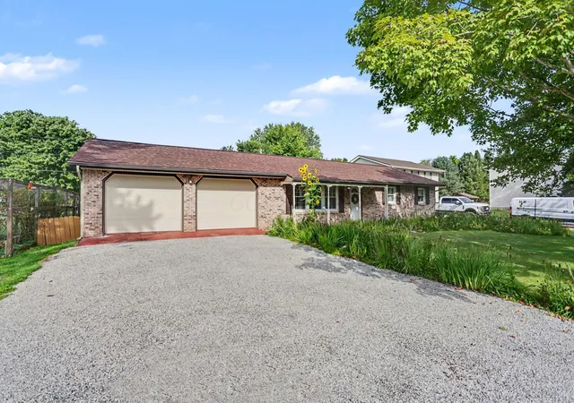 Photo 1 of Single family home for sale at 6065 Rollins Dr, Nashport, OH 43830 | MLS# 226026680 | Listing updated on 2026-09-29