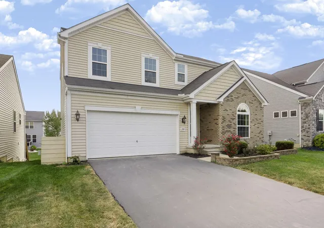 Photo 2 of Single family home for sale at 299 Dovetail Dr, Lewis Center, OH 43035 | MLS# 226027220 | Listing updated on 2026-09-14