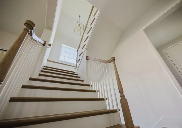 Photo 4 of Single family home for sale at 5535 Hickory Dr, Lewis Center, OH 43035 | MLS# 226028561 | Listing updated on 2026-10-11
