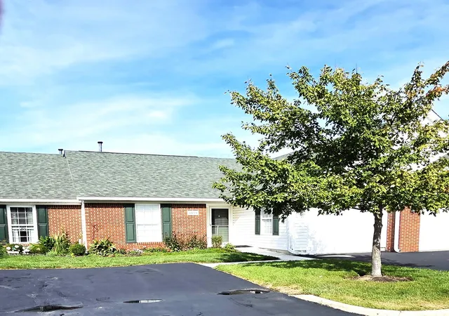 Photo 1 of Condo for sale at 8059 Ivory Gull Cir, Pickerington, OH 43147 | MLS# 226035079 | Listing updated on 2026-09-15
