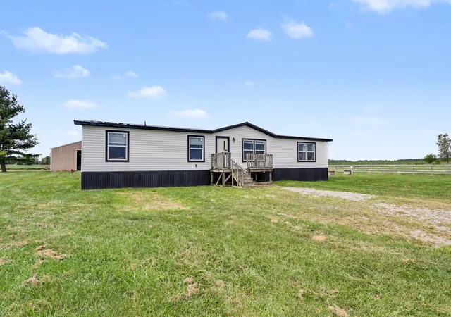 Photo 2 of Single family home for sale at 33175 Fields Rd, Richwood, OH 43344 | MLS# 226034631 | Listing updated on 2026-09-28