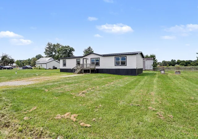 Photo 3 of Single family home for sale at 33175 Fields Rd, Richwood, OH 43344 | MLS# 226034631 | Listing updated on 2026-09-28