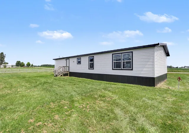 Photo 3 of Single family home for sale at 33175 Fields Rd, Richwood, OH 43344 | MLS# 226034631 | Listing updated on 2026-09-28