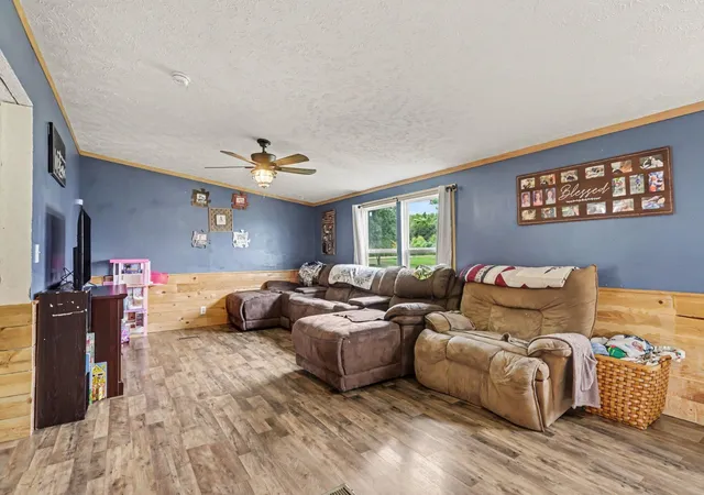 Photo 4 of Single family home for sale at 33175 Fields Rd, Richwood, OH 43344 | MLS# 226034631 | Listing updated on 2026-09-28