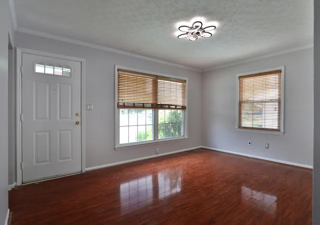 Photo 3 of Single family home for sale at 1153 Acton Rd, Columbus, OH 43224 | MLS# 226033582 | Listing updated on 2026-10-08