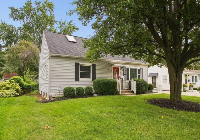 Photo 2 of Single family home for sale at 3004 Voeller Cir, Grove City, OH 43123 | MLS# 226028657 | Listing updated on 2026-09-21