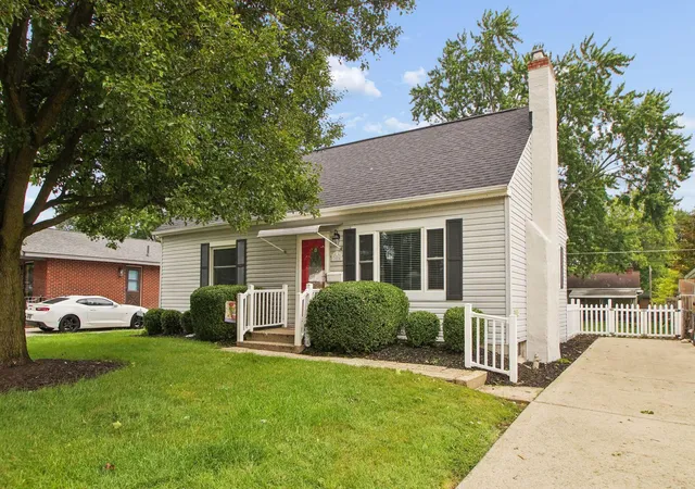 Photo 3 of Single family home for sale at 3004 Voeller Cir, Grove City, OH 43123 | MLS# 226028657 | Listing updated on 2026-09-21