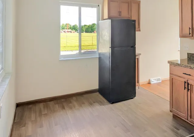 Photo 4 of House for sale at 947 S Waverly St #949, Columbus, OH 43227 | MLS# 226033141 | Listing updated on 2026-09-27