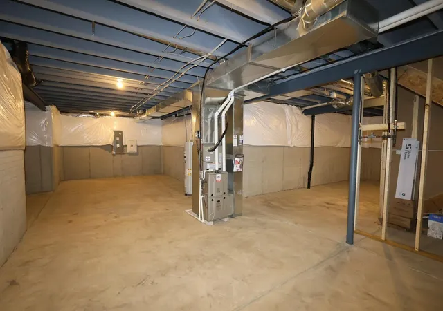 Photo 29 of Sale Pending at 33 Englewood Rd, Commercial Point, OH 43116 | MLS# 226029591 | Listing updated on 2026-10-12