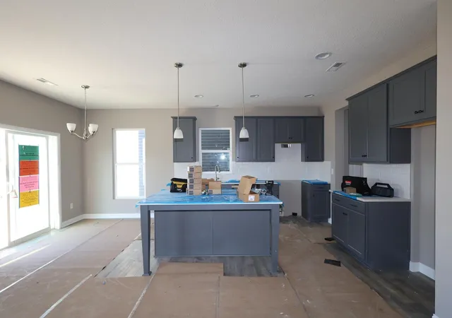 Photo 3 of Sale Pending at 5914 Creekview Dr, Powell, OH 43065 | MLS# 226029602 | Listing updated on 2026-09-28