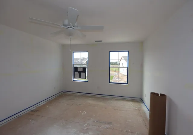 Photo 4 of Single family home for sale at 1013 Dawsons Dr, Hebron, OH 43025 | MLS# 226029619 | Listing updated on 2026-10-05