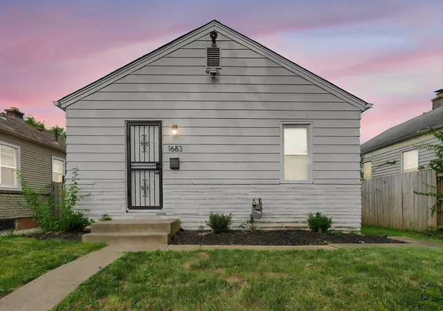 Photo 1 of Single family home for sale at 1683 Lexington Ave, Columbus, OH 43211 | MLS# 226029883 | Listing updated on 2026-09-09
