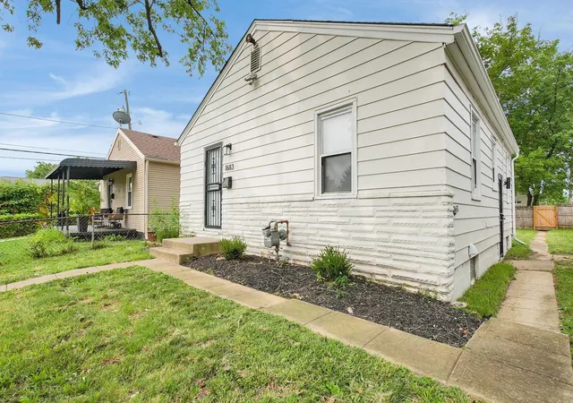 Photo 3 of Single family home for sale at 1683 Lexington Ave, Columbus, OH 43211 | MLS# 226029883 | Listing updated on 2026-10-13
