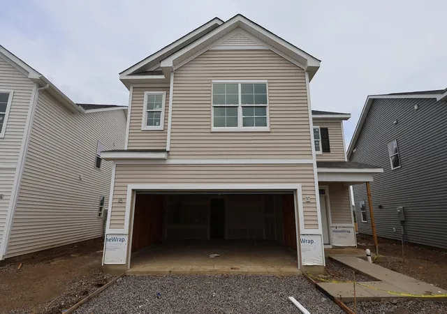 Photo 1 of Sale Pending at 1017 Dawsons Dr, Hebron, OH 43025 | MLS# 226029635 | Listing updated on 2026-09-11