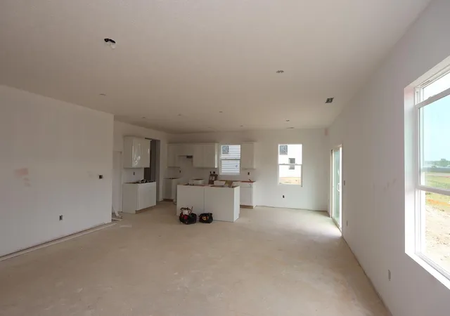 Photo 3 of Single family home for sale at 1021 Dawsons Dr, Hebron, OH 43025 | MLS# 226029647 | Listing updated on 2026-10-02