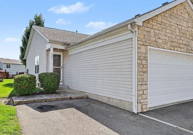 Photo 2 of Single family home for sale at 233 Bollingen, Blacklick, OH 43004 | MLS# 226029789 | Listing updated on 2026-09-29