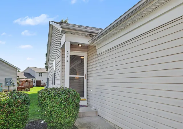 Photo 4 of Single family home for sale at 233 Bollingen, Blacklick, OH 43004 | MLS# 226029789 | Listing updated on 2026-09-29