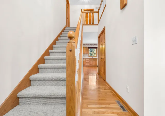 Photo 3 of Single family home for sale at 1309 Firethorn Dr, Bellefontaine, OH 43311 | MLS# 226032627 | Listing updated on 2026-10-11