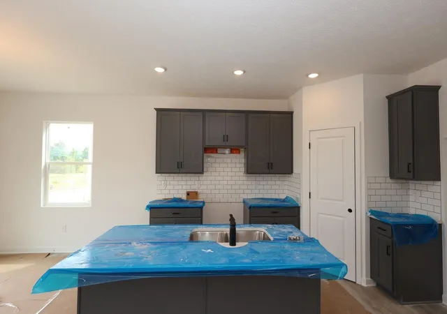 Photo 4 of Single family home for sale at 1011 Dawsons Dr, Hebron, OH 43025 | MLS# 226029787 | Listing updated on 2026-10-08