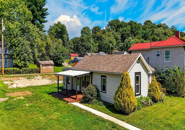 Photo 2 of Single family home for sale at 778 3rd Street, Logan, OH 43138 | MLS# 226029927 | Listing updated on 2026-09-10