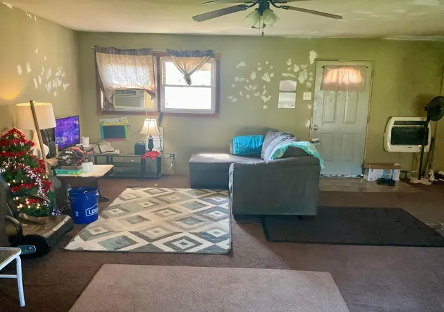 Photo 4 of Sale Pending at 118 W Jefferson St, New Lexington, OH 43764 | MLS# 226030012 | Listing updated on 2026-10-01