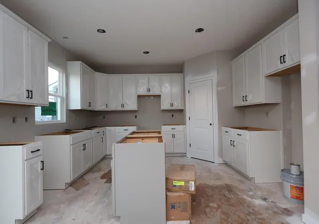 Photo 3 of Sale Pending at 7931 Collins Dr, Reynoldsburg, OH 43068 | MLS# 226030021 | Listing updated on 2026-09-18