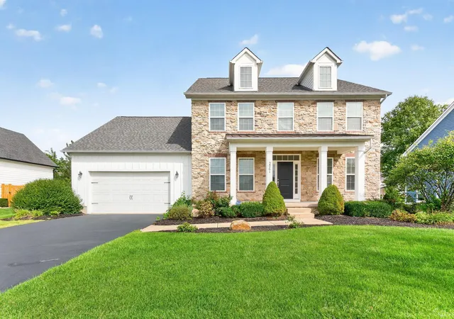 Photo 4 of Single family home for sale at 2261 Woodstock Ave, Lewis Center, OH 43035 | MLS# 226030328 | Listing updated on 2026-09-23