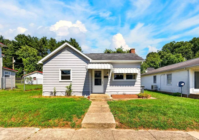 Photo 3 of Single family home for sale at 744 3rd Street, Logan, OH 43138 | MLS# 226030379 | Listing updated on 2026-09-10