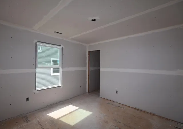 Photo 3 of Sale Pending at 1147 Brittany Dr, Delaware, OH 43015 | MLS# 226030493 | Listing updated on 2026-09-14