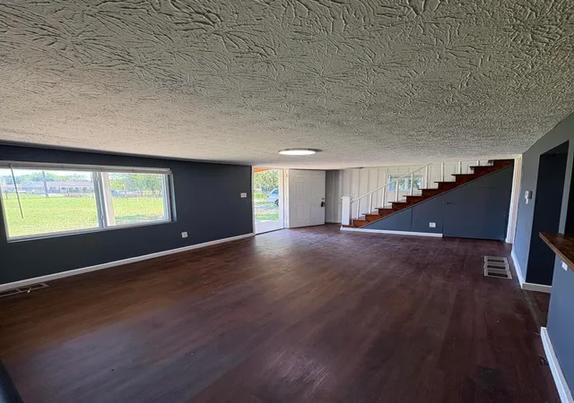 Photo 3 of Single family home for sale at 544 Cedarwood Rd, Columbus, OH 43207 | MLS# 226030580 | Listing updated on 2026-09-10