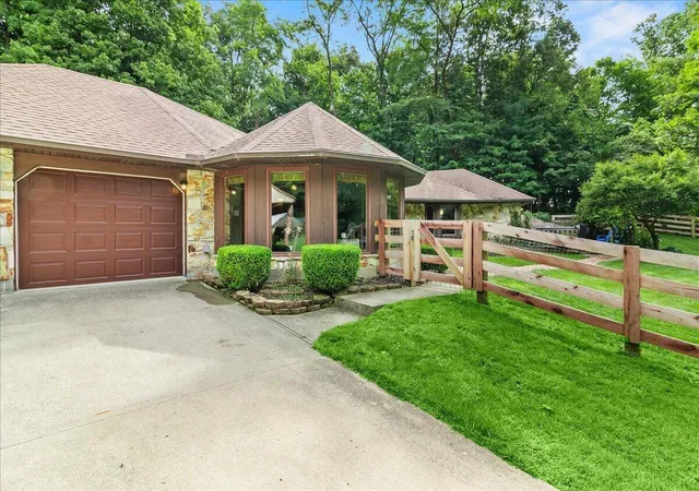 Photo 4 of Single family home for sale at 7056 US Hwy 36, Saint Paris, OH 43072 | MLS# 226035229 | Listing updated on 2026-09-18