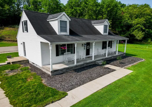 Photo 3 of Single family home for sale at 12360 Chandlersville, Chandlersville, OH 43727 | MLS# 226030957 | Listing updated on 2026-09-28
