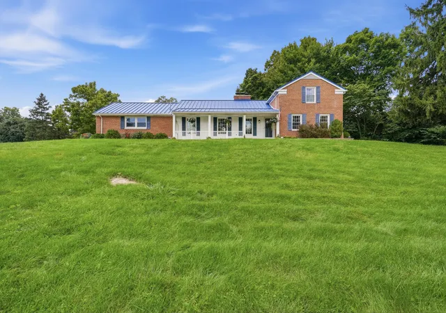 Photo 1 of Single family home for sale at 9 Meadow Ln, Tiffin, OH 44883 | MLS# 226030952 | Listing updated on 2026-10-02