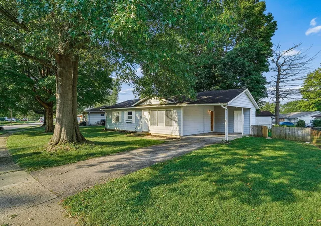 Photo 3 of Single family home for sale at 1001 Cottingham Rd, Reynoldsburg, OH 43068 | MLS# 226031137 | Listing updated on 2026-09-17