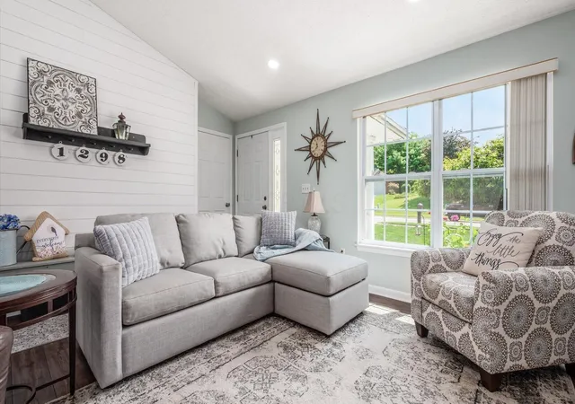 Photo 4 of Single family home for sale at 1298 Bluejack Ln, Heath, OH 43056 | MLS# 226033204 | Listing updated on 2026-09-06