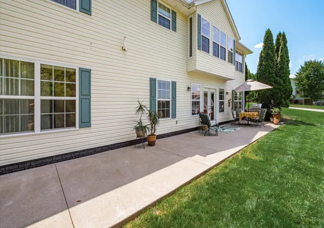Photo 71 of Single family home for sale at 1298 Bluejack Ln, Heath, OH 43056 | MLS# 226033204 | Listing updated on 2026-09-27