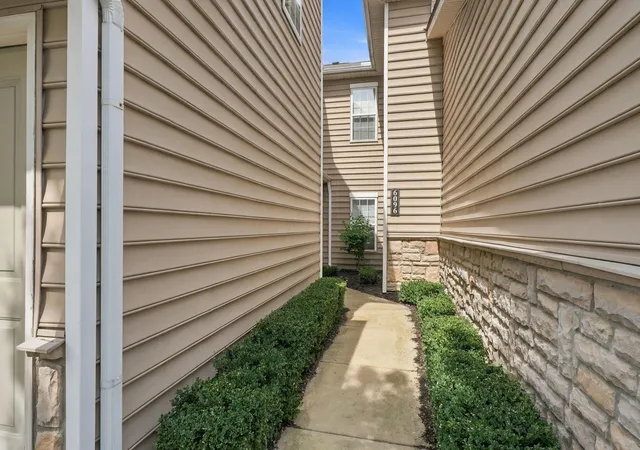 Photo 3 of Condo for sale at 6096 Sowerby Ln, Westerville, OH 43081 | MLS# 226035017 | Listing updated on 2026-10-01