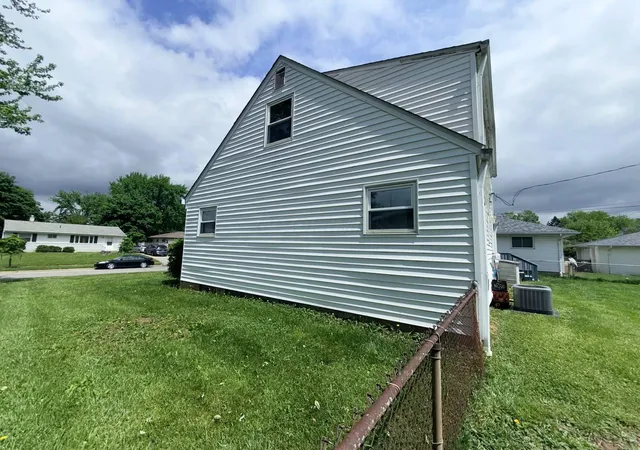 Photo 4 of Single family home for sale at 1437 Matthias Dr, Columbus, OH 43224 | MLS# 226031306 | Listing updated on 2026-09-08