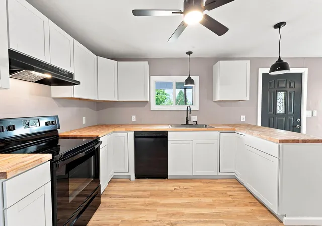 Photo 3 of Single family home for sale at 317 1/2 Long St, Ashville, OH 43103 | MLS# 226031389 | Listing updated on 2026-09-10