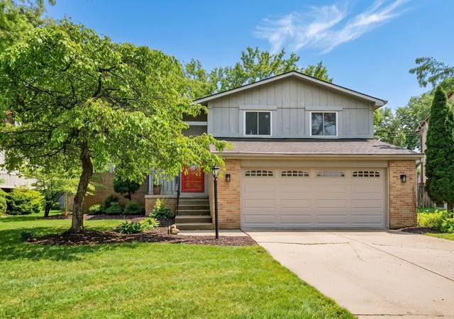Photo 1 of Single family home for sale at 3338 Woods Ml Dr, Hilliard, OH 43026 | MLS# 226034233 | Listing updated on 2026-09-15