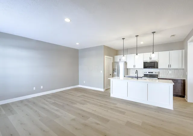 Photo 3 of Condo for sale at 5603 Apothecary Wy, New Albany, OH 43054 | MLS# 226032019 | Listing updated on 2026-09-19