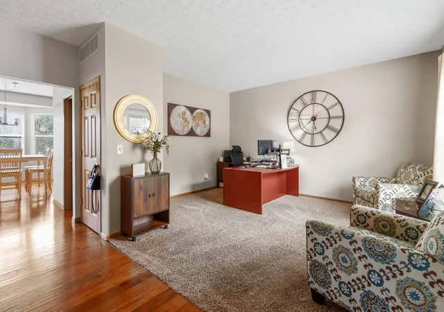 Photo 4 of Single family home for sale at 7901 Blacklick View Dr, Blacklick, OH 43004 | MLS# 226033342 | Listing updated on 2026-09-10