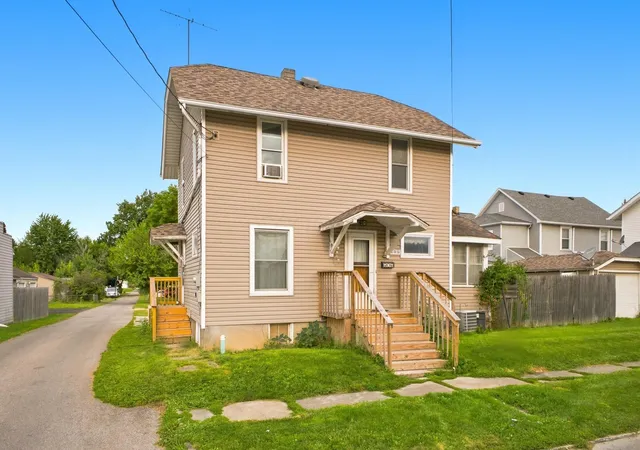 Photo 1 of Single family home for sale at 805 Uncapher Ave, Marion, OH 43302 | MLS# 226031534 | Listing updated on 2026-09-02
