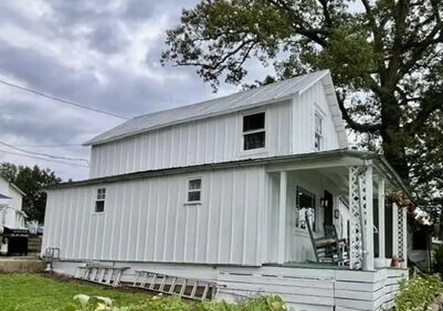 Photo 3 of Single family home for sale at 63 11th Street, Lancaster, OH 43130 | MLS# 226033475 | Listing updated on 2026-10-01