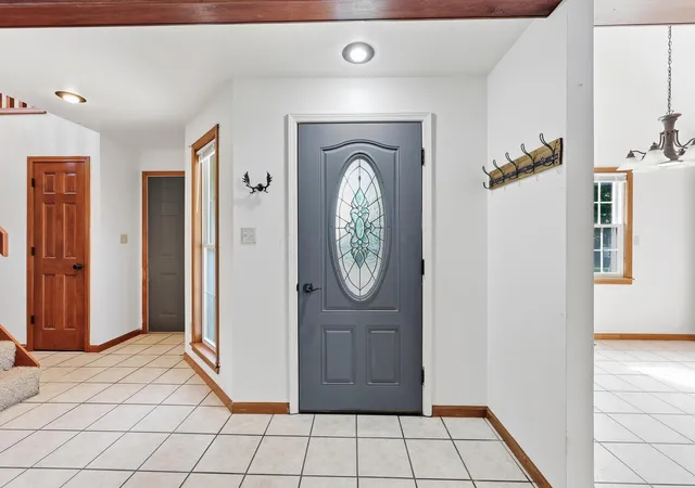 Photo 4 of Single family home for sale at 20372 Catherine Blvd, Circleville, OH 43113 | MLS# 226033363 | Listing updated on 2026-10-05