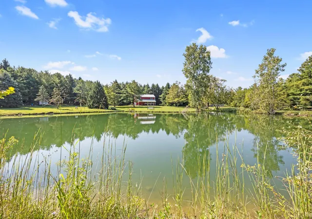 Photo 2 of Single family home for sale at 320 County Rd 57 W, Bellefontaine, OH 43311 | MLS# 226034788 | Listing updated on 2026-09-14