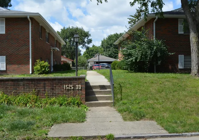 Photo 3 of Multi family home for sale at 1525 Elmwood Ave, Columbus, OH 43212 | MLS# 226035035 | Listing updated on 2026-10-08